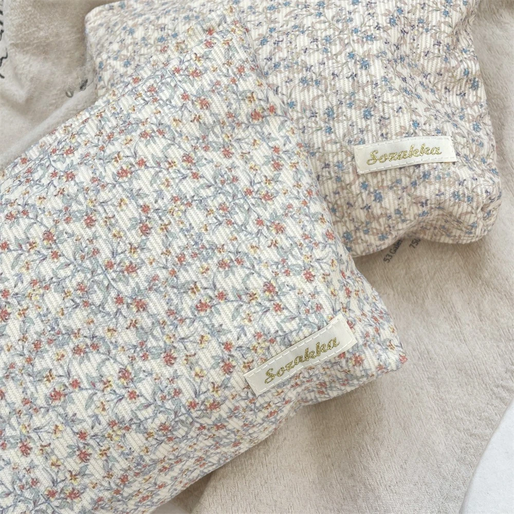 

Милый цветочный органайзер для косметики из вельвета, вместительная портативная сумка для хранения макияжа