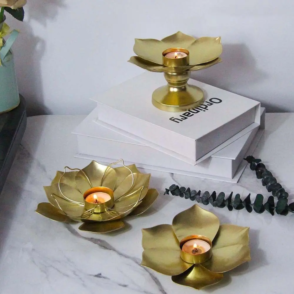 Classic Rust-proof Lotus Flower Tealight Holder Exquisite Stable Gold Candlestick Stand Unique Desktop Candle Cup Restaurant