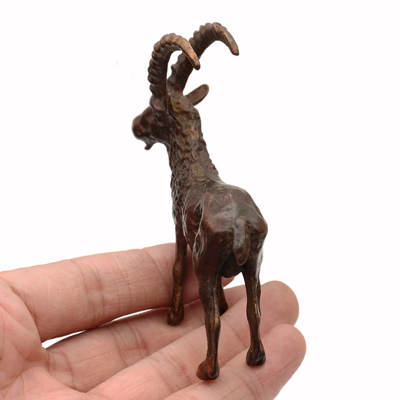 Antique Copper Leader Sheep Statue Desktop Ornament Metal Animal Antelope Figurine Miniature Tea Pet Home Decoration Accessories