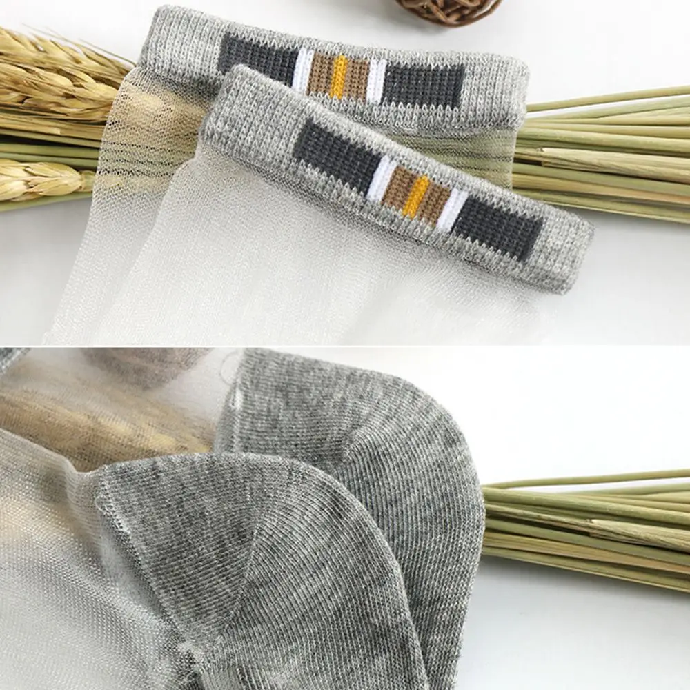 男性通気性超薄型ガラスシルク滑り止め目に見えない靴下ショートソックスショートクルー綿