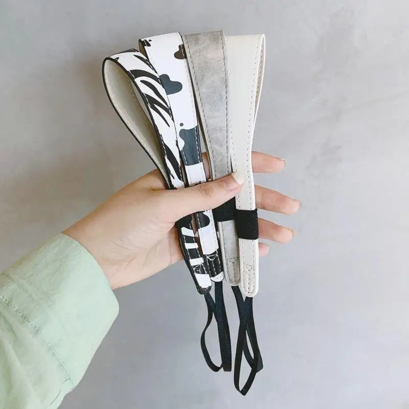 حزام معصم من جلد البولي يوريثان لكاميرات M50II XS10 ZV1 للسلامة وعصرية للسفر والتصوير الخارجي