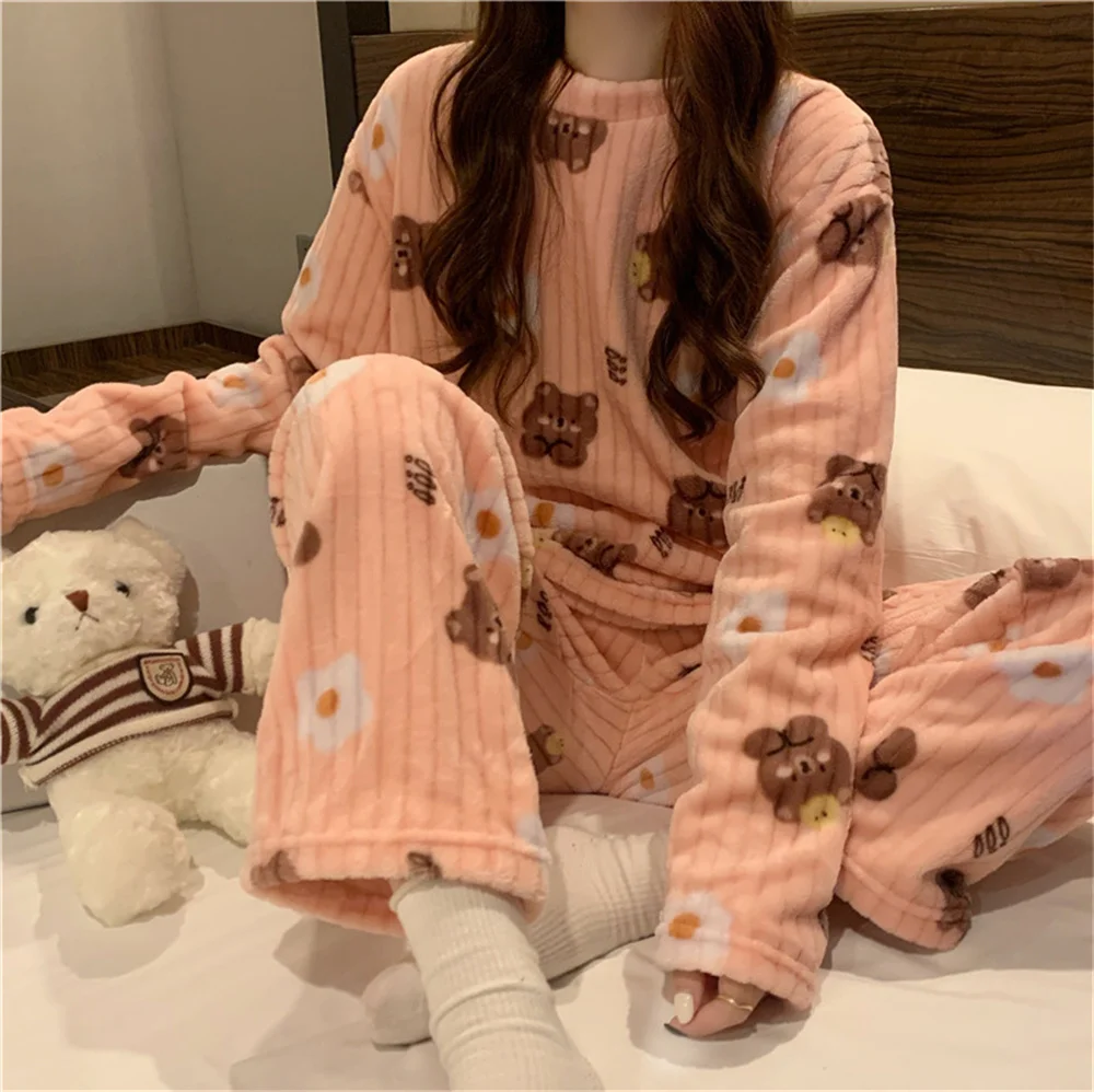 Flannel Long sleeve cartoon sleepwear suit Cozy Thick Warm Cartoon Sleepwear Suit Stylish Women\'s pyjamas set for Autumn Winter