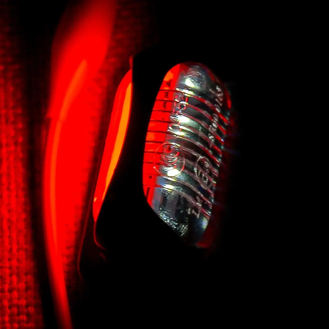 

Универсальный 4 шт. 12-24 В светодиодный фонарь для номерного знака, боковой габаритный фонарь, красный и белый для автомобиля, грузовика, прицепа, автофургона, мотоцикла, лодки