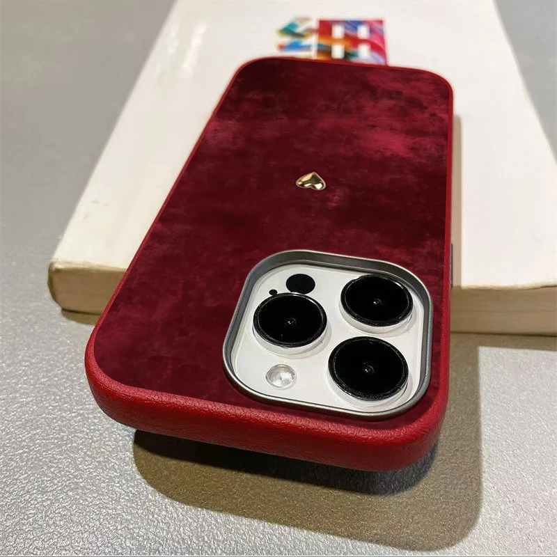 Goldene Herzmuster Burgunderrote TPU-Handyhülle für iPhone 17 16 11 13 12 14 15 Pro Max XS X XR 7 8 Plus 16E 16 17 Pro Soft Cover