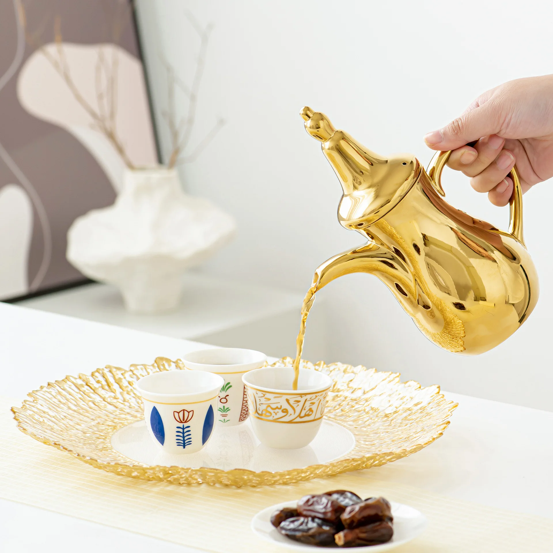 Middle East hot sale electroplating light luxury authentic Arabic ceramic coffee pot kettle set coffee pot pots