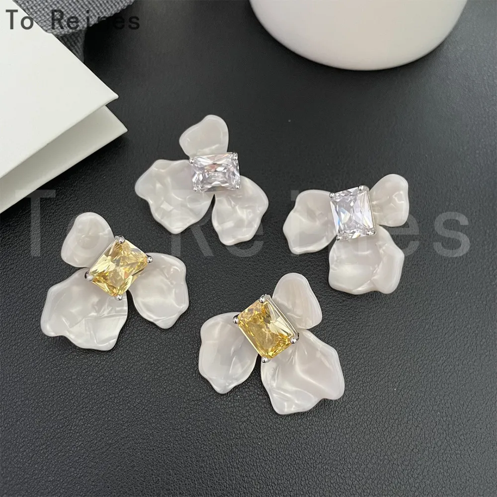 To Reines Vintage Flower Earrings for Women White Gold Crystal Earrings Detachable Earrings 2024 Trendy Jewelry Gifts