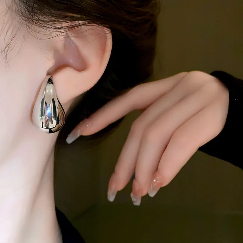 Metal Cool Water Drop Stud Earrings for Women Personality Fashion Europe and America New Trendy Temperament Jewelry Wholesale image 5