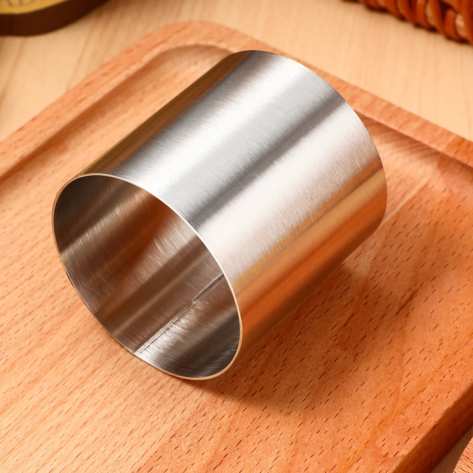 

1Pcs Mini Round Baking Mold Stainless Steel Cake Mousse Pan High-Quality Rust-Resistant Exquisite Workmanship Easy to Use