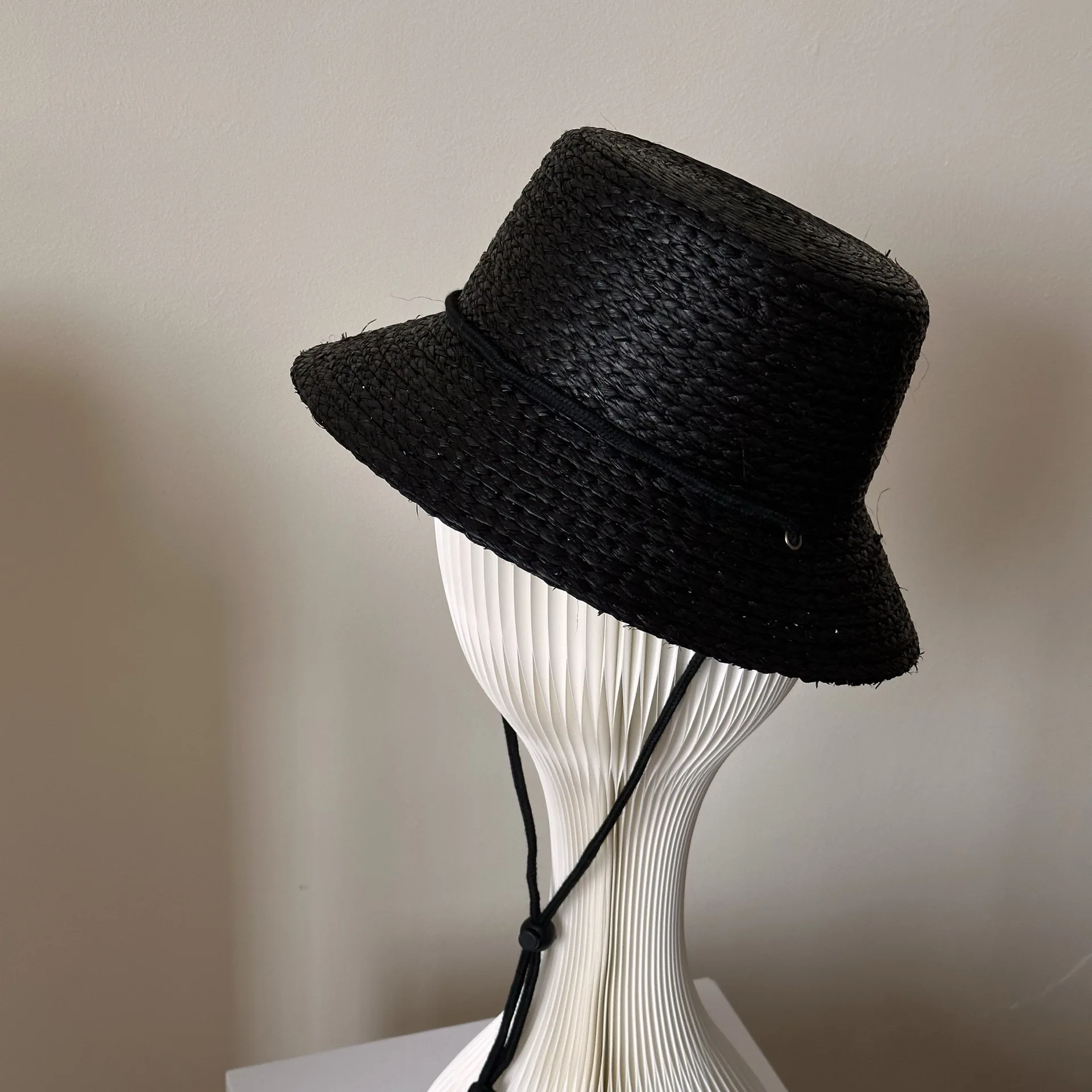 New Fashion Handmade Raffia Fisherman Hat Women\'s Wide Brim Bucket Black Coffee Vintage   Straw Cap Sun Hat Beach Designer Hats