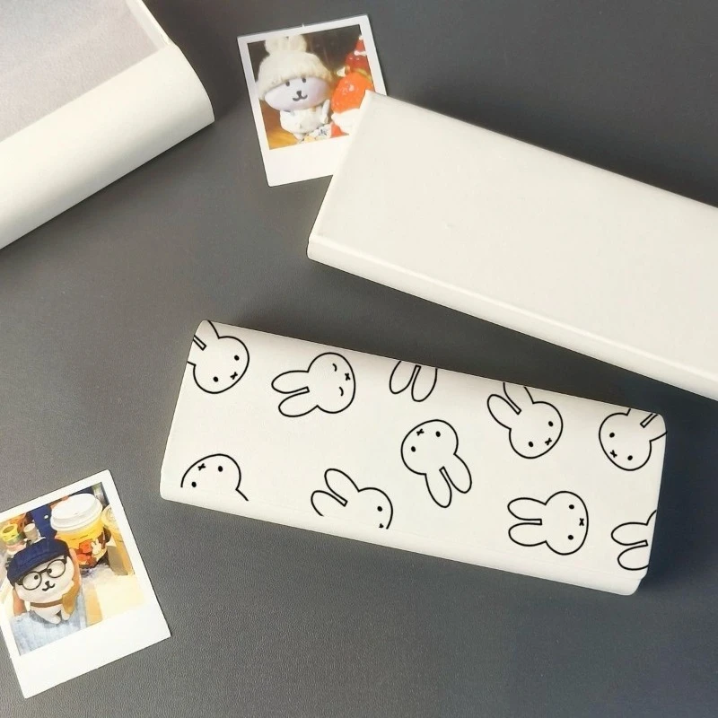 New Miffy Rabbit Cute Creative Cartoon Pattern Men's and Women's Fashionable Personalized Portable Magnetic Glasses Case Gift view 5