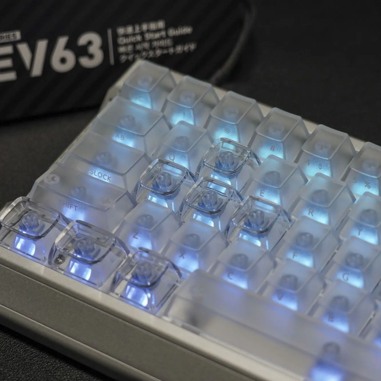 WASD Arrow Keycaps 4 Keys XDA Profile Clear Frosted PC Backlit RGB Shine Through for Mechanical Keyboard Cherry MX Switches DIY