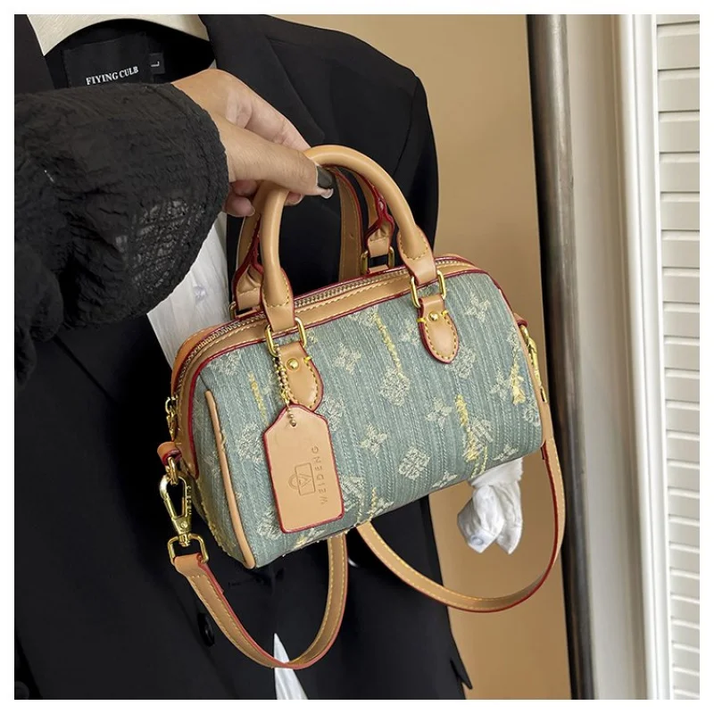 

Elegant Leather Women's Crossbody Bag High-End Luxury Brand Fashionable Classic Paris Fine Craftsmanship Commuter Bag​