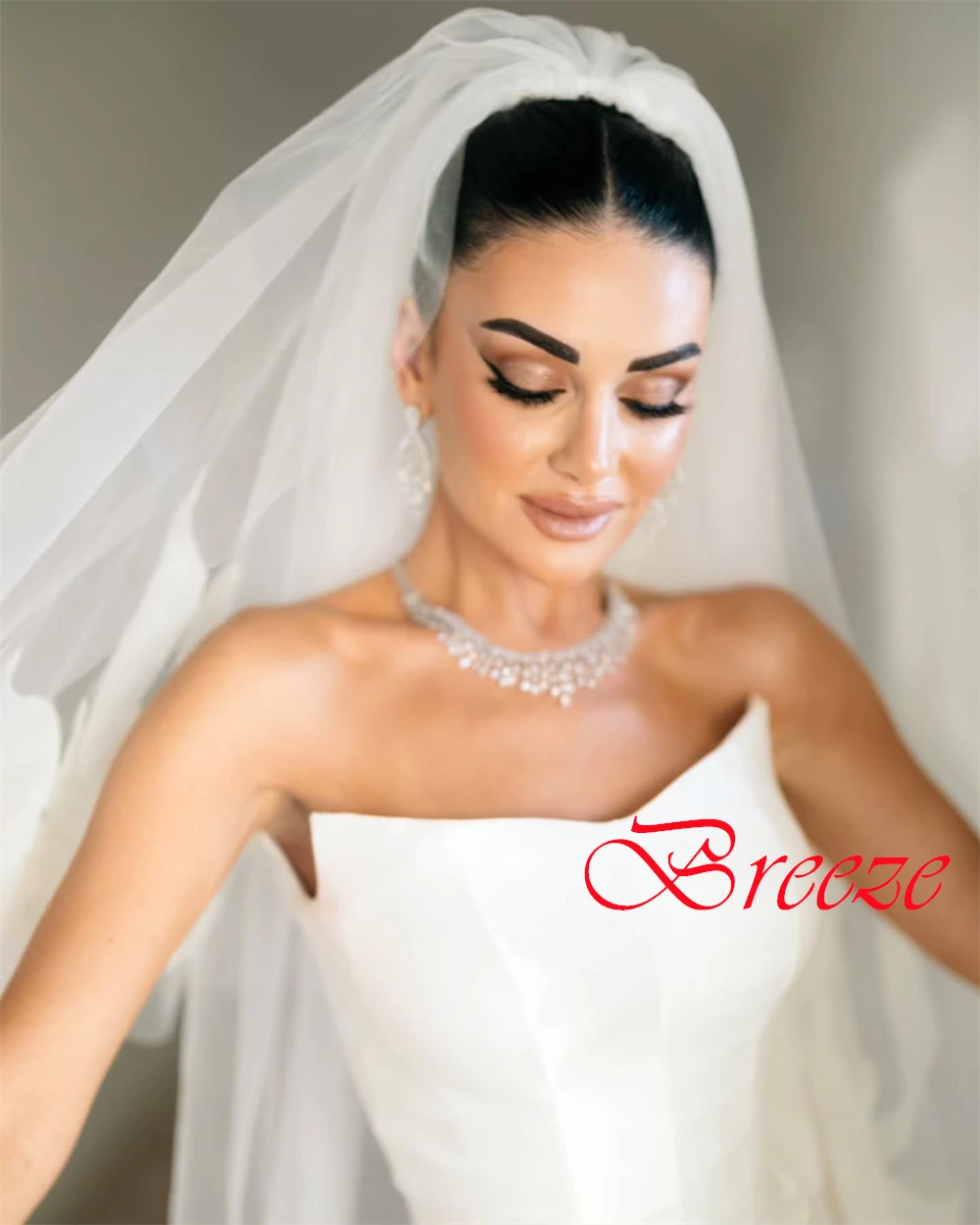 ที่กําหนดเองคุณภาพสูงสีขาวซาตินชุดแต่งงานอารมณ์ Strapless Ruched ชุดเจ้าสาวไข่มุกเปิดกลับชุดนางเงือก