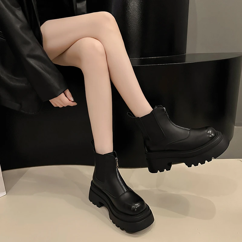 Botas grossas de couro chelsea para mulheres, botas de plataforma retrô para senhoras, nova moda, outono e inverno, 2024