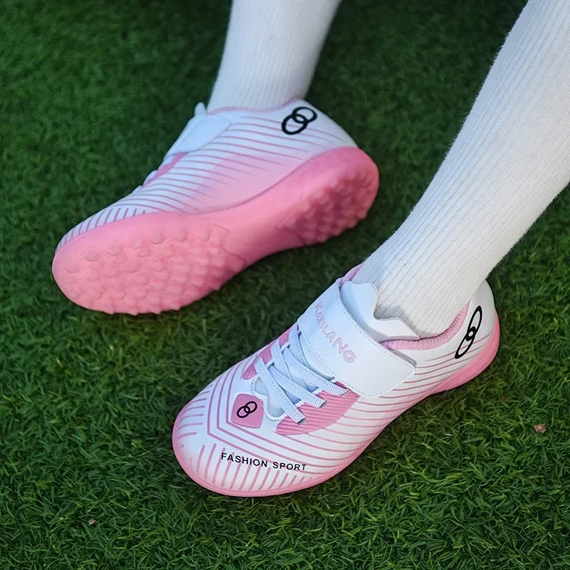 Marca de moda crianças futsal tênis profissional indoor turf sapatos de futebol tamanho 29-39 formadores de futebol crianças chuteira sociedade