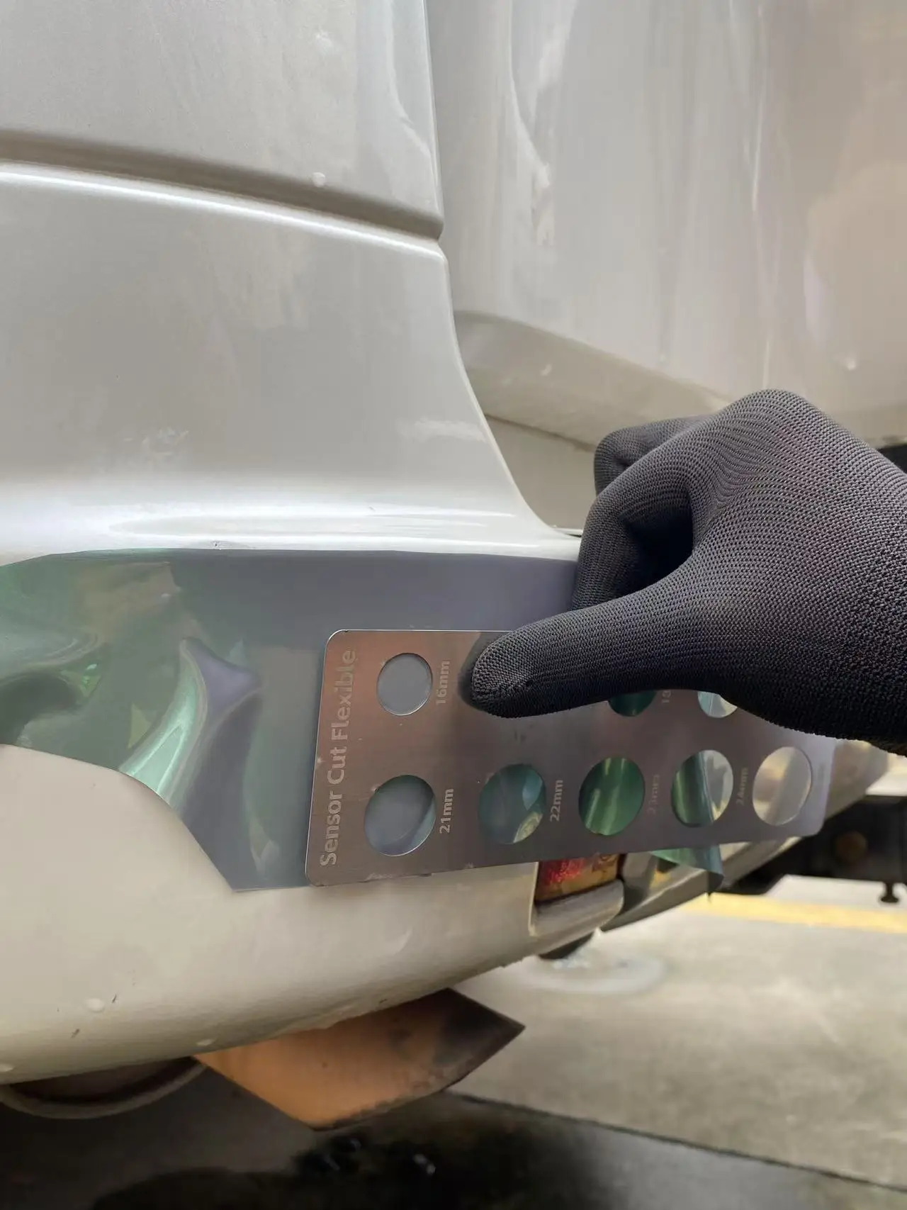 KUNAISI 16~25mm Plastic Radar Sensor Cutting Tool Set Car Vinyl Wrap Film Reserving Parking Sensor Cutter Circle Cut Out Templat view 2