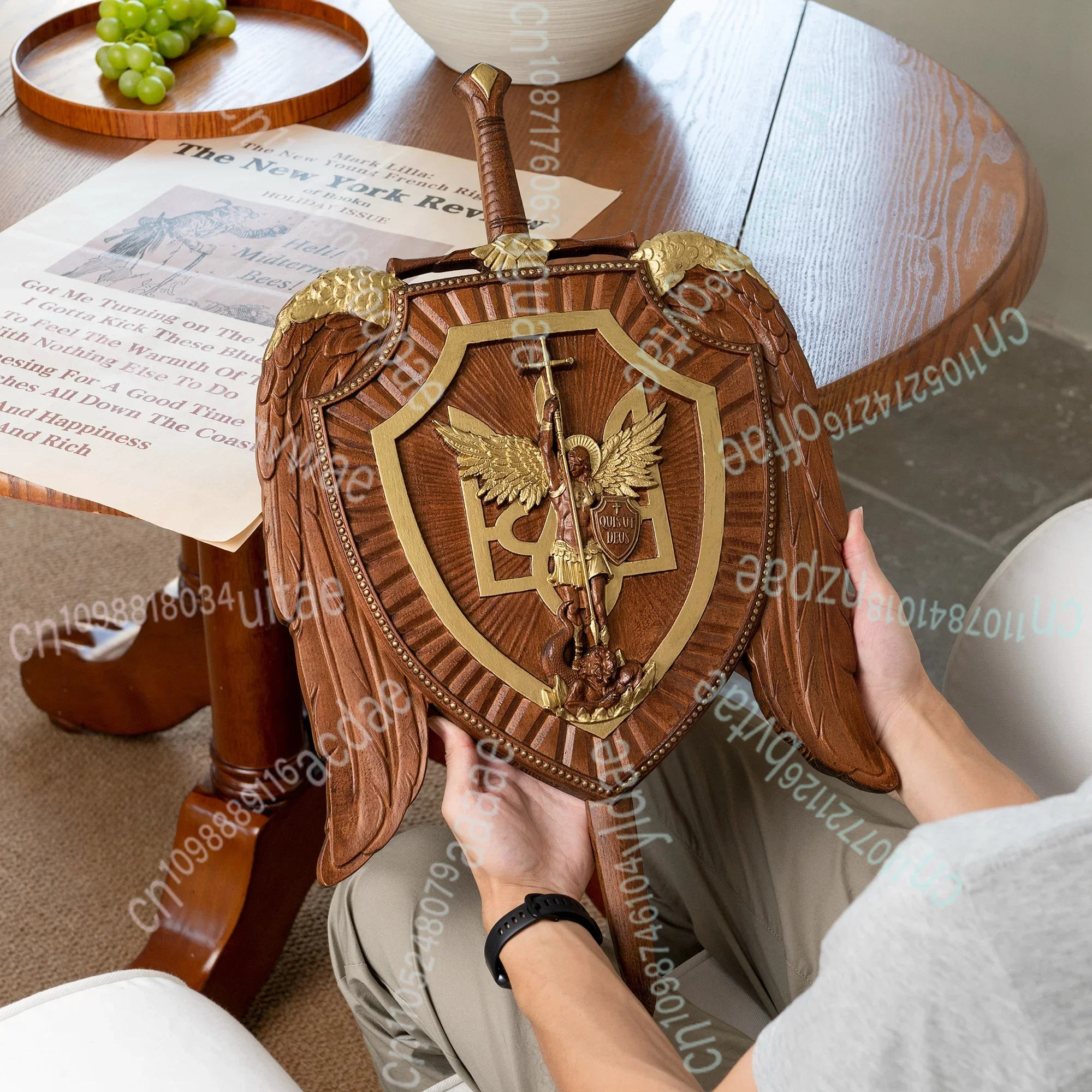 السيف المقدس رئيس الملائكة مايكل شيلد نحت الخشب، ديكور معلق على الحائط المسيحي، فن أيقونة خشبية