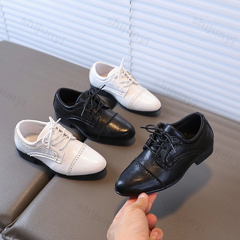 

2025 Spring New Boys' Pointed British Style Casual Shoes Childrens' Soft Sole Fashion Retro Comfortable Low Top Pu Leather Flats