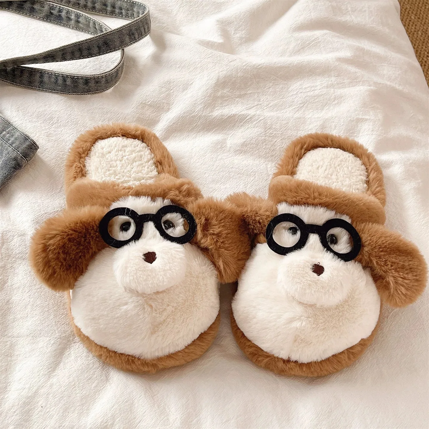 

Cute Monkey-Print Women's Slippers with Glasses Design Winter Women's Indoor Non-Slip Warm Plush Outdoor Cotton Slippers