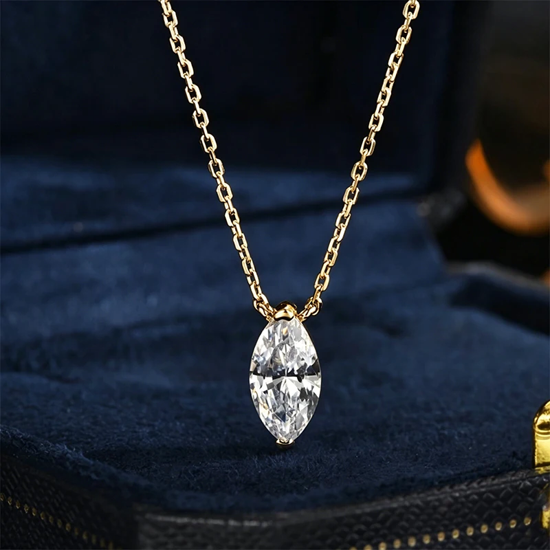 Celestinova Classic Wedding Single Stone Pendant Necklace 5x10mm Oval D Color Moissanite Rhombus Necklace Jewelry Women Gifts