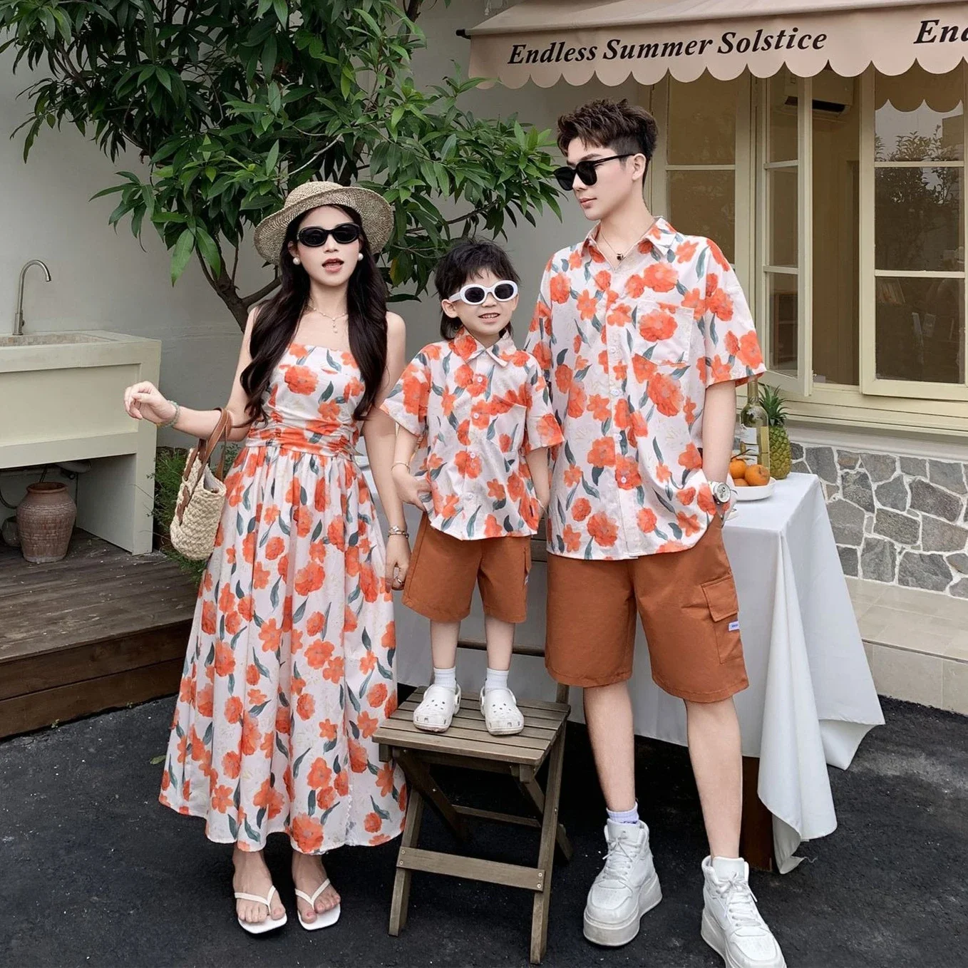 2026 Summer Mommy and Me Floral Print Family Matching Outfit Casual Beach Dress & Shirt Set for Mom Dad Daughter Son