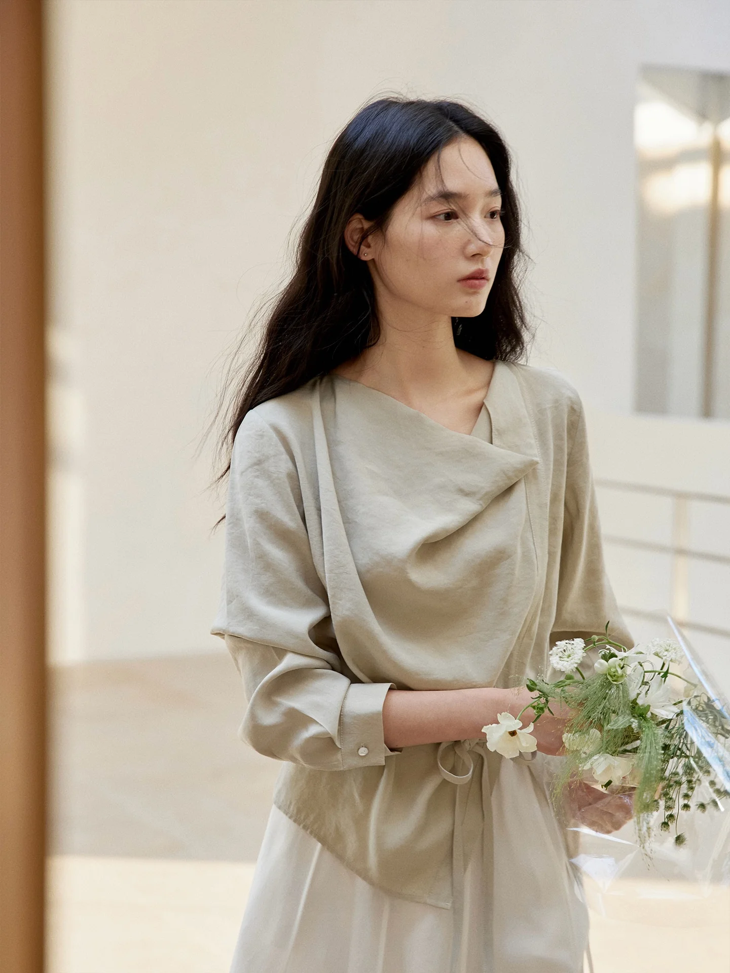 

Soft Washed Women's White Shirt Spring Summer Vintage Belted Waist Top GINNKEE French Style Regular Sleeve Length Long Collar