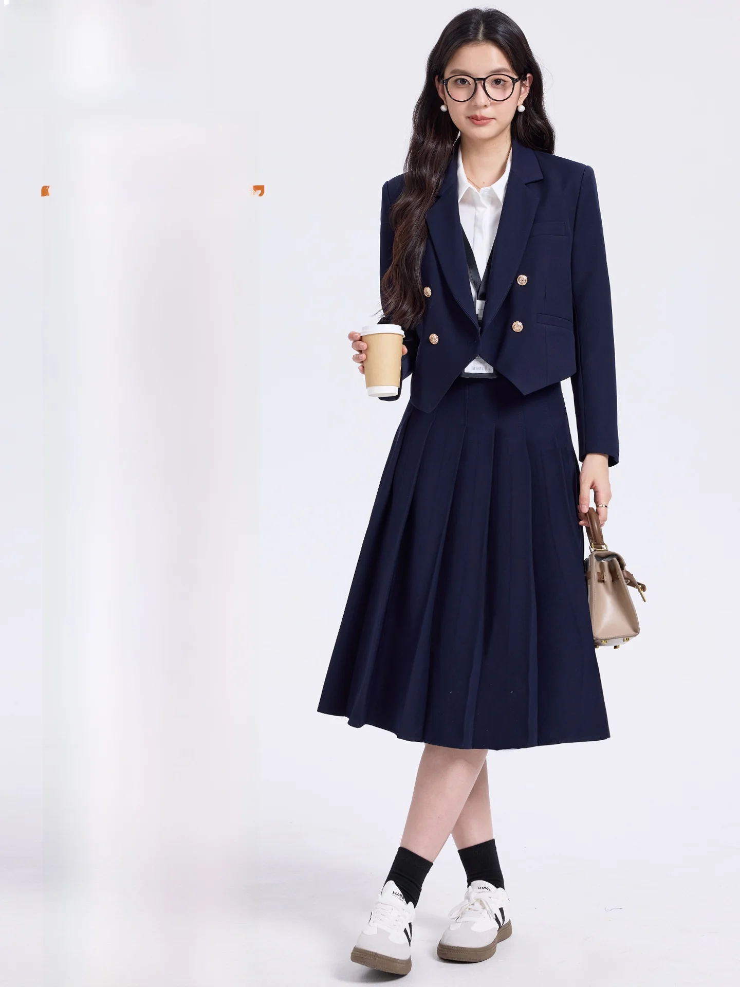 

Classic Preppy Style Women's Short Suit Set for Job Interviews And Commuting Professional Formal Plaid Dress Suit