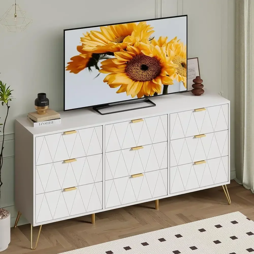 Cómoda con cajones y cajones profundos de madera natural con tiradores dorados, ideal para dormitorios y salones (blanca).