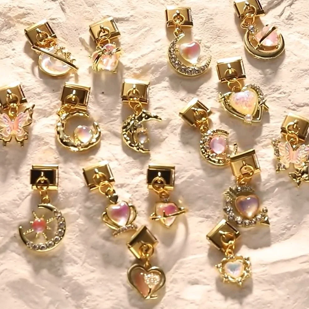 Colgante de mariposa y corazón de luna de Color dorado Y2K, abalorio italiano, cuentas de enlace, acero inoxidable, apto para pulsera de cadena italiana de 9mm, regalo DIY
