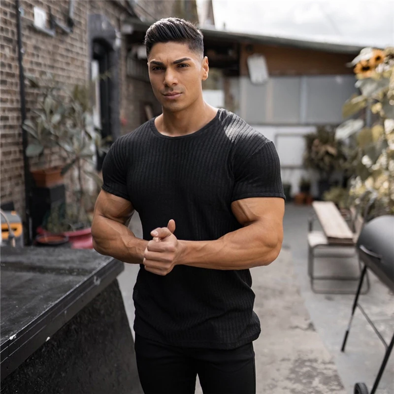 Schlichte Sommer-Strickhemden mit schnell trocknenden Streifen, kurzärmelig, atmungsaktiv, T-Shirts für Herren, Fitness, Laufen, Sport, Fitnessstudio, Bodybuilding