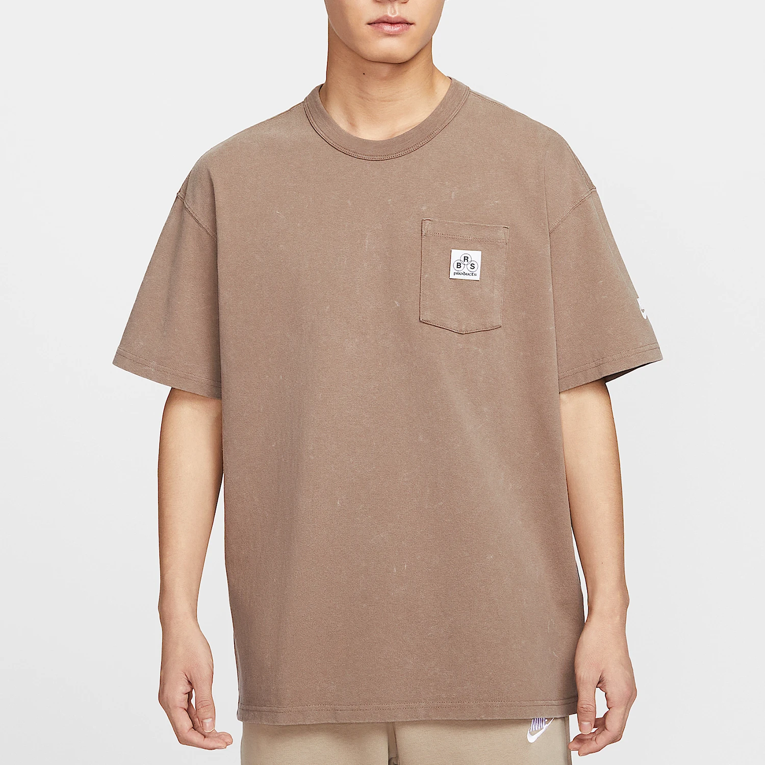 

Мужская повседневная футболка Nike Genuine Sportswear со свободными карманами IF0621-214