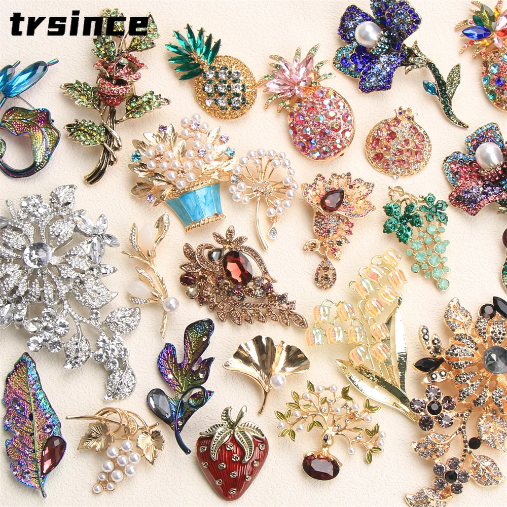 Luxuriöse Blumenbroschen für Damen, süßer romantischer Schmuck für Hut, Tasche, Kleidung, klassische Anstecknadeln, Hochzeitsbankett-Accessoires, Coesage