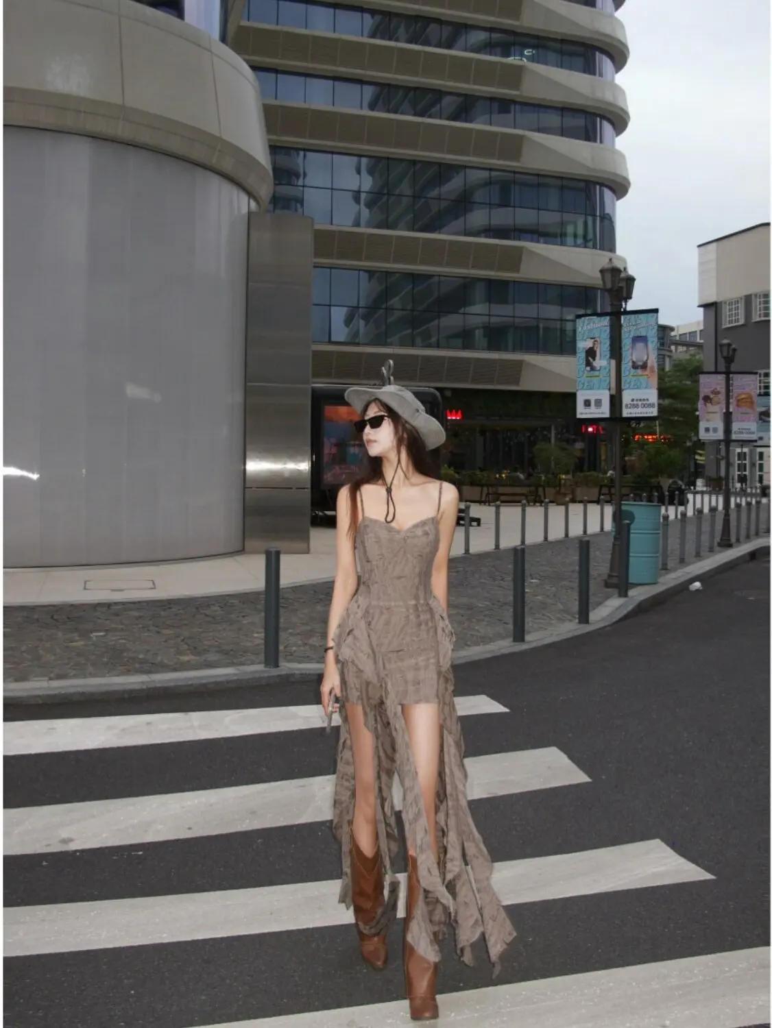 Sleeveless Dress A …