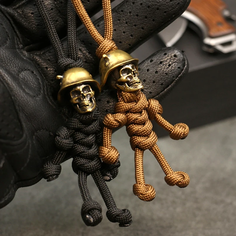 New Creative Brass Skull Soldier Keychain for Men Fashion Jewelry Braided Rope Car Keyring Pendant Small Gift Unique Key Chain