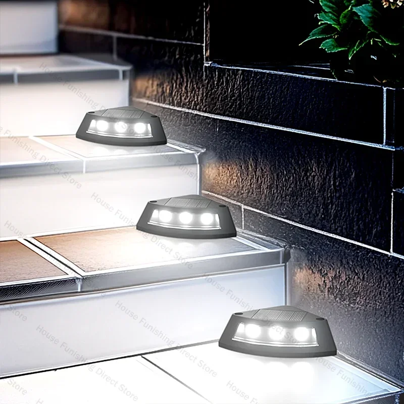 Solar Powered Step Lights Outdoor Garden Staircase Patio Walkway LED Decorative Lights Waterproof for Home Steps Outdoor Light
