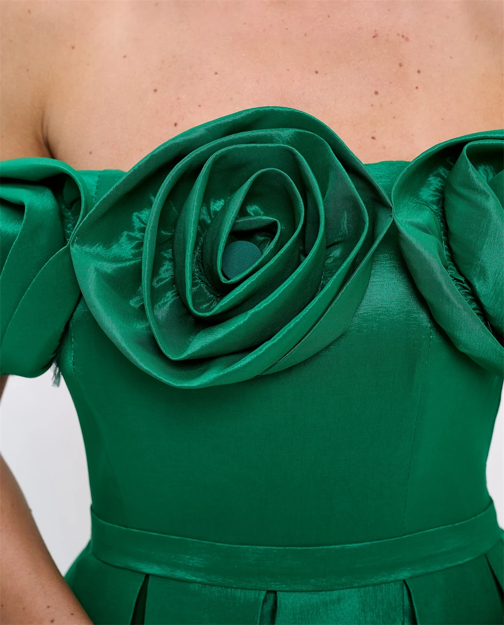 Vestido de noche personalizado, exquisito satén sin tirantes, hombros descubiertos, mangas cortas, vestidos de graduación, corte en A, vestidos para ocasiones especiales