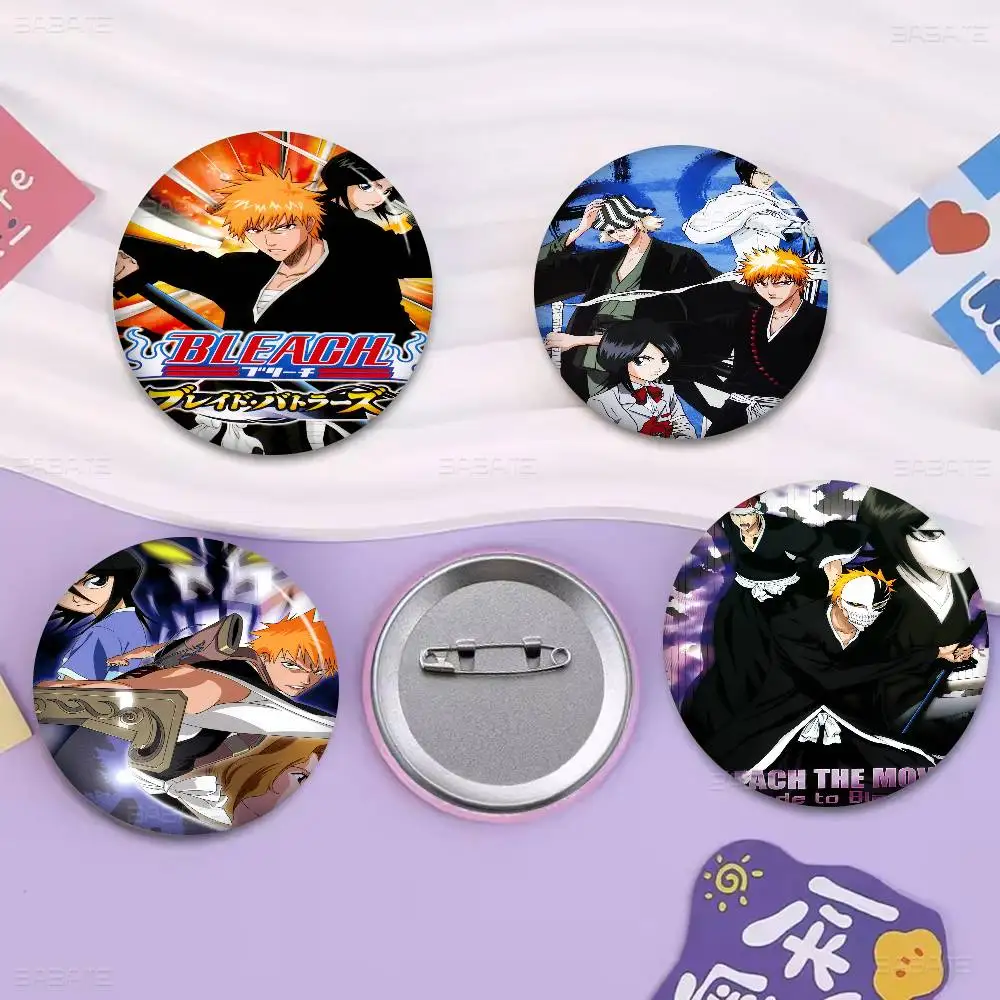 

Anime Figure Bleach Badges Creative Tinplate Soft Button Pins Animal Icon Brooch Lapel Backpack Badge Accessories Pin