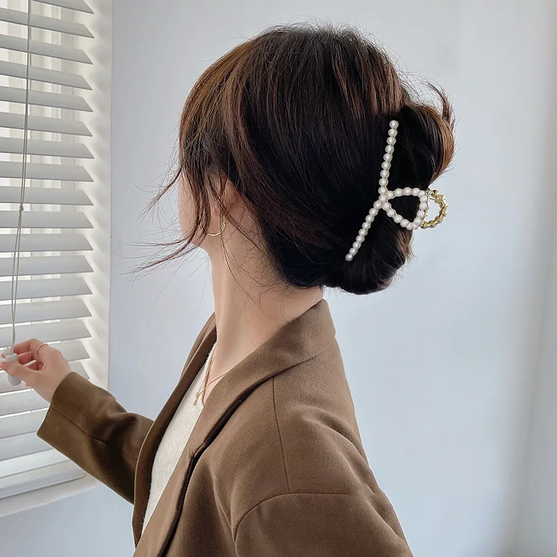 Ncmama Fashion Metal Parel Haarklauw Voor Vrouwen Goudkleurige Krab Haarclip Meisjes Elegante Geometrische Haarspeld Koreaanse Haaraccessoires