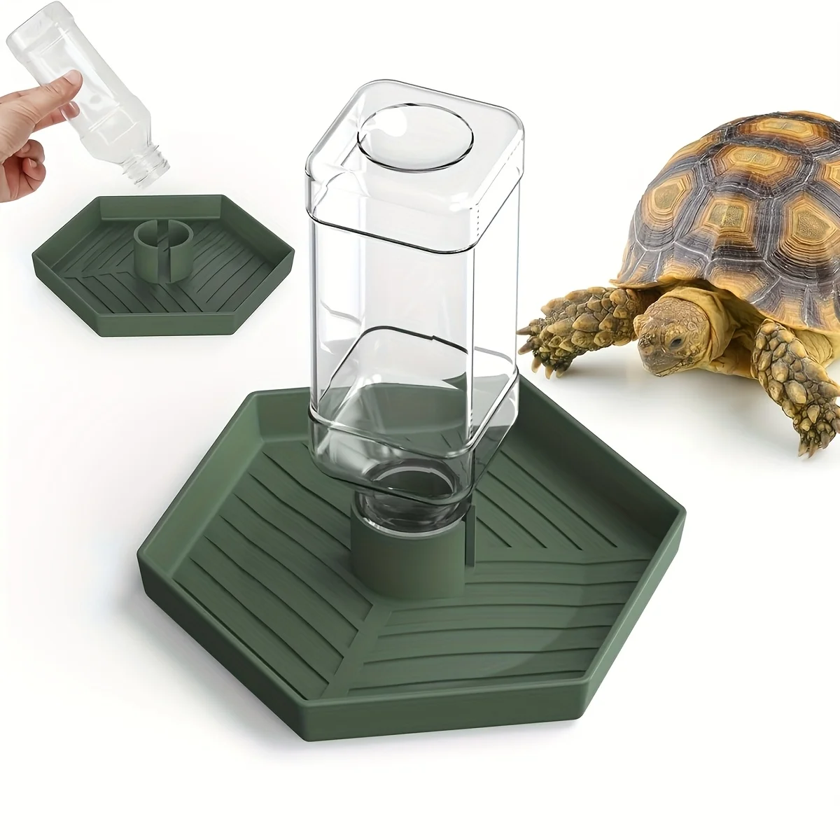 

1pc Pet Automatic Feeders Waterer For Small Repitiles Lizards Gecko Chameleon Frog Snake Turtle Spider Feeding Supplies