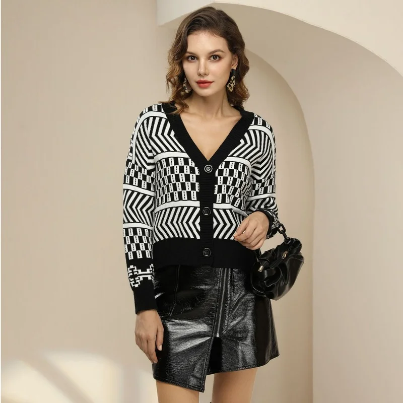 Zebra Striped Knitted Cardigan Women V-Neck Single Breasted Short Knitted Sweater Autumn Winter Black Fashion Warm Loose Jumpers