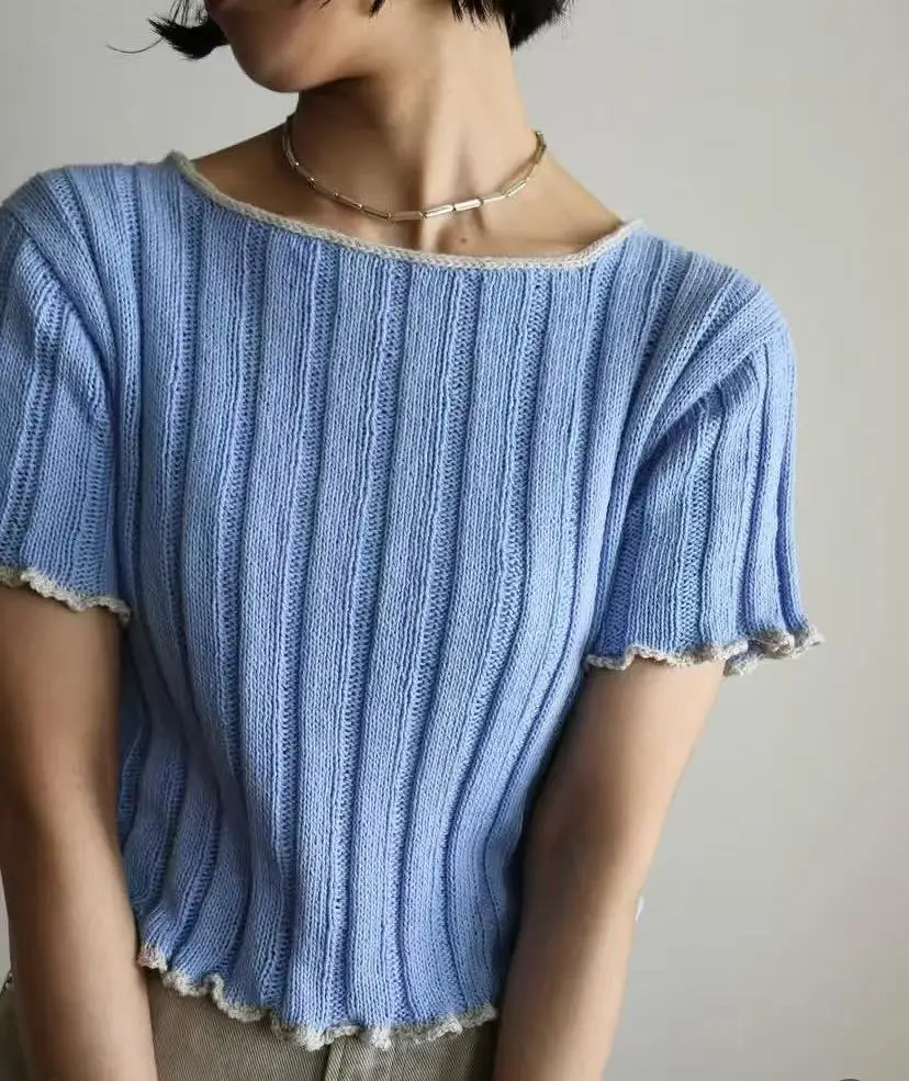 Klein blue and white color blocked round neck ice silk knitted sweater for women's summer new sweet and spicy girl, front should