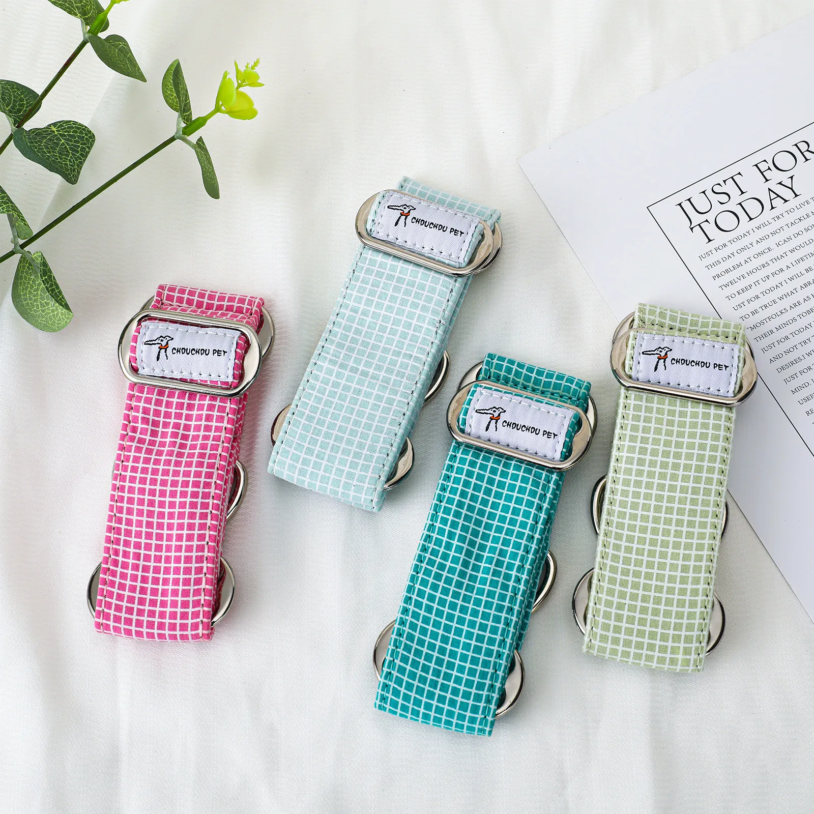 Verstellbarer Weicher Baumwollhalsband für Italienische Windhunde im Sommer Frühling Blau Rosa Kariert Outdoor-Zubehör für Große Hunde im Herbst – Detail 2