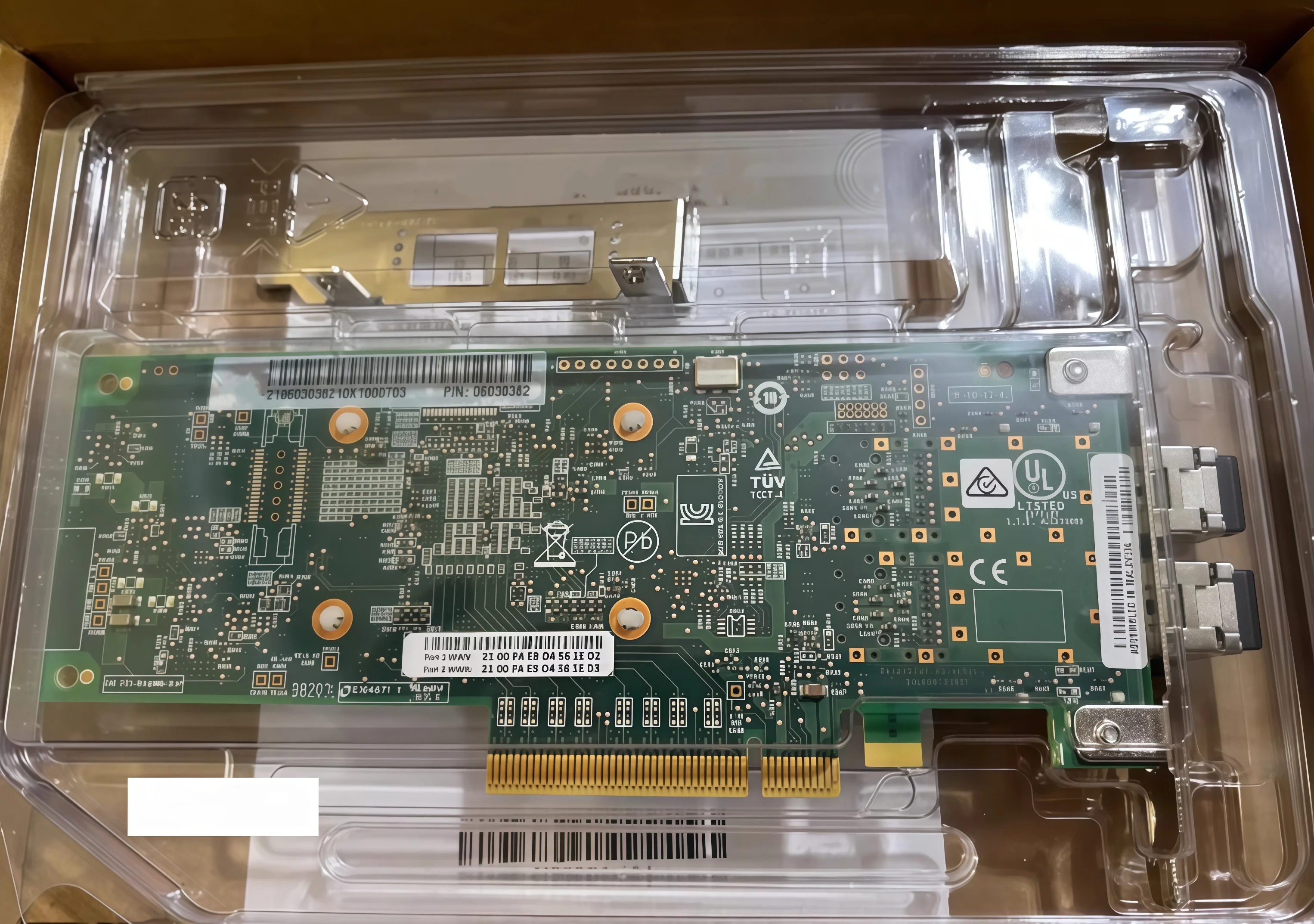 Brand new original QLE2692-SR 16G dual-port HBA card PCI-E 06030382 0 sold