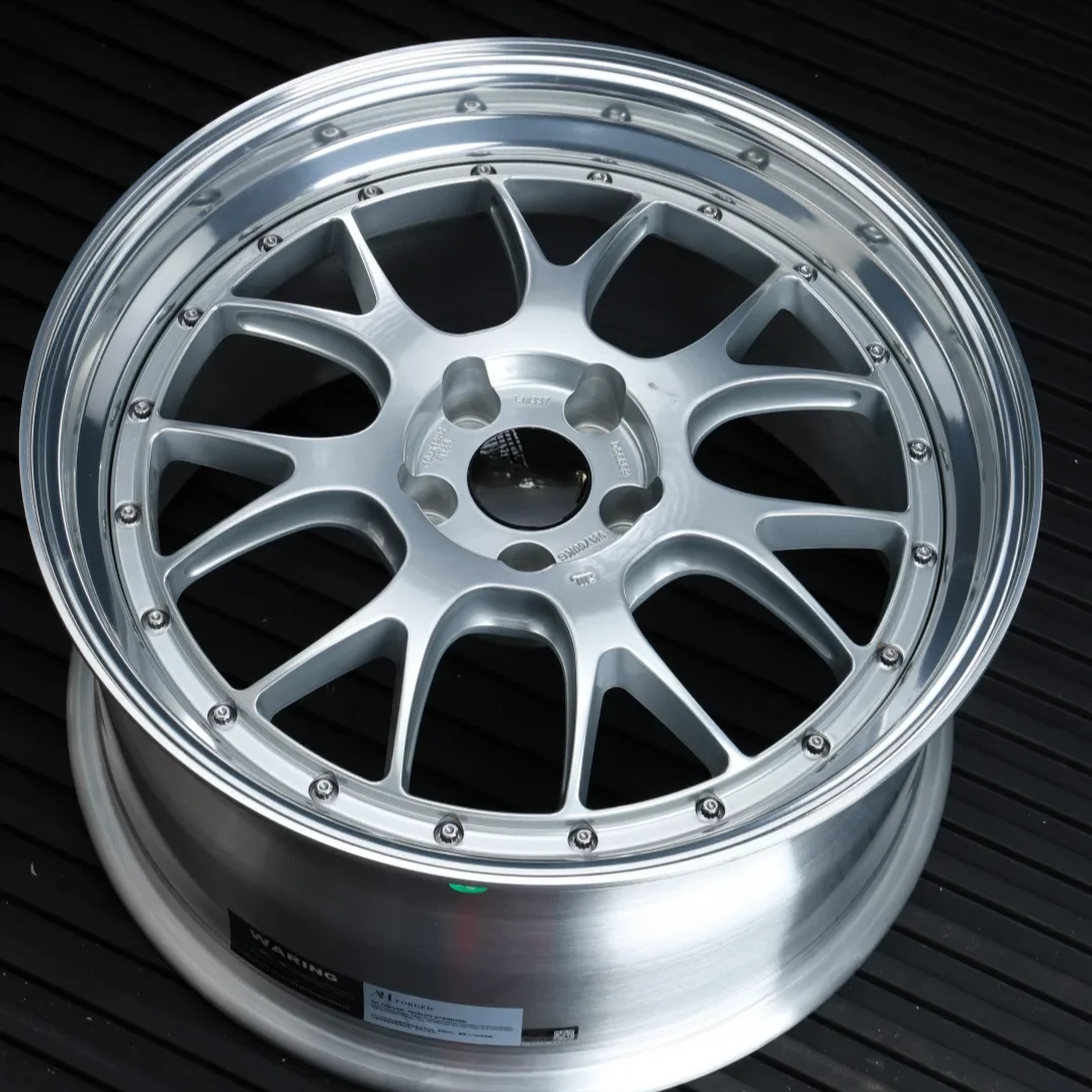 UNBO-526 Retro-style Polished Deep-lipped Alloy Wheels With Silver Machined Finish And Porous Forged Rims For Modified And Sport