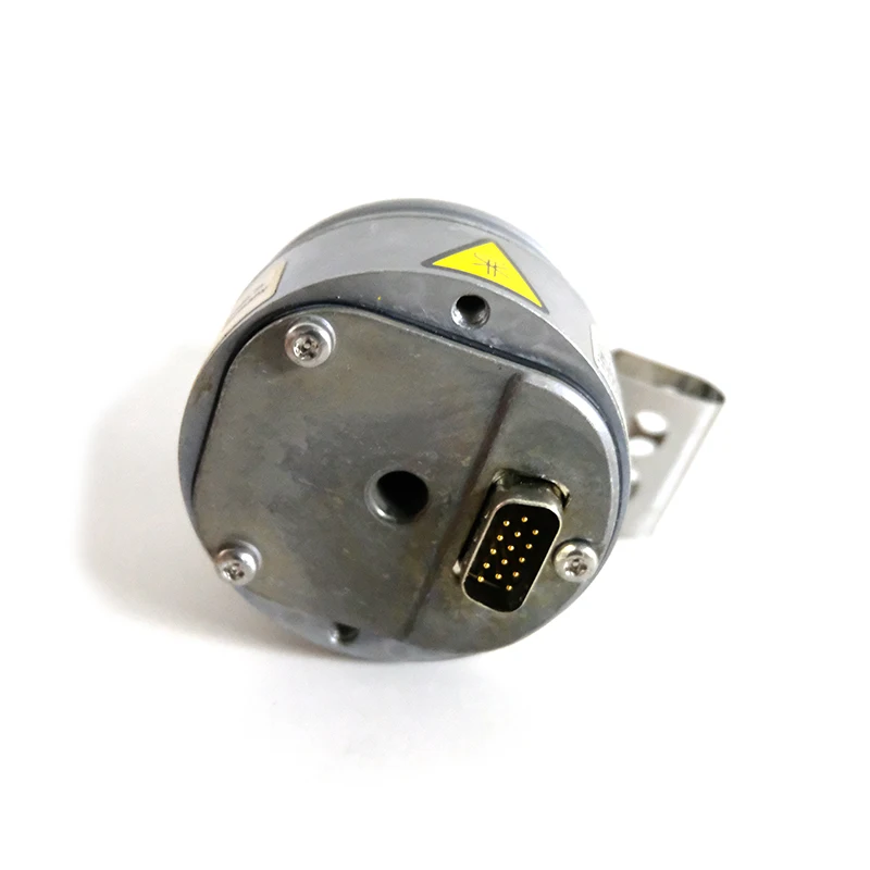 

ES7S EV7S Инкрементный энкодер OG73SSN1024 Полый вал IP65 на складе