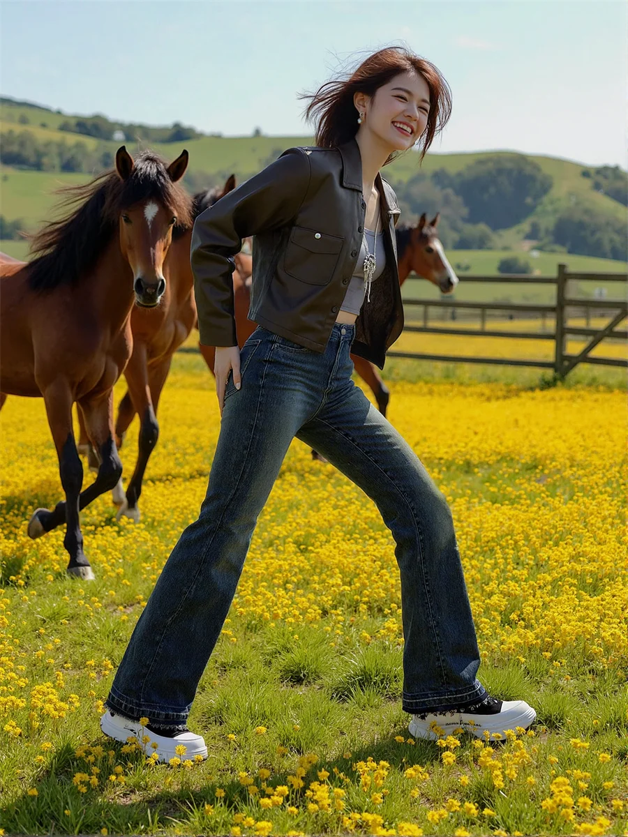 Pantaloni jeans svasati effetto consumato per donna Denim Abbigliamento donna Pieghe a vita alta Gamba larga Dritto a figura intera Casual Allentato BF