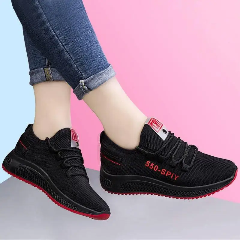 Kosz Femme buty do tenisa dla kobiet sportowe buty odkryte trampki siatka powietrzna oddychające Walking Jogging trenerzy Chaussures Femme