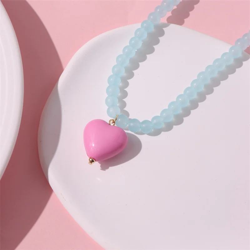 HANGZHI كاندي اللون القلب قلادة مطرز سلسلة لطيف الرجعية قلادة للنساء الفتيات العصرية المختنق الترقوة سلاسل القلائد