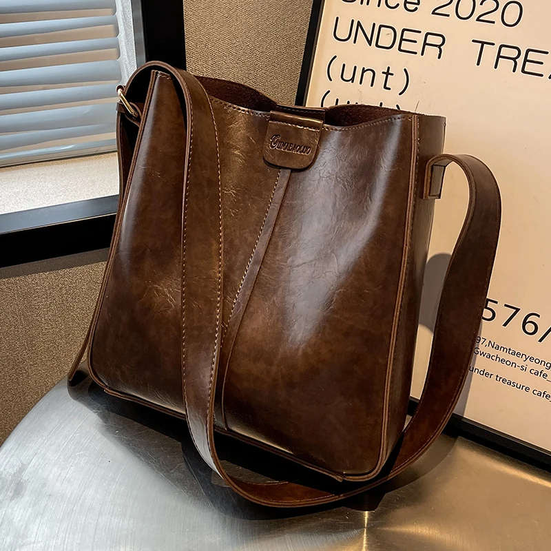 

Women's Shoulder Bags Casual All-Match Large Capacity Messenger Pack 2023 Autumn Winter Vintage Crossbody Bag