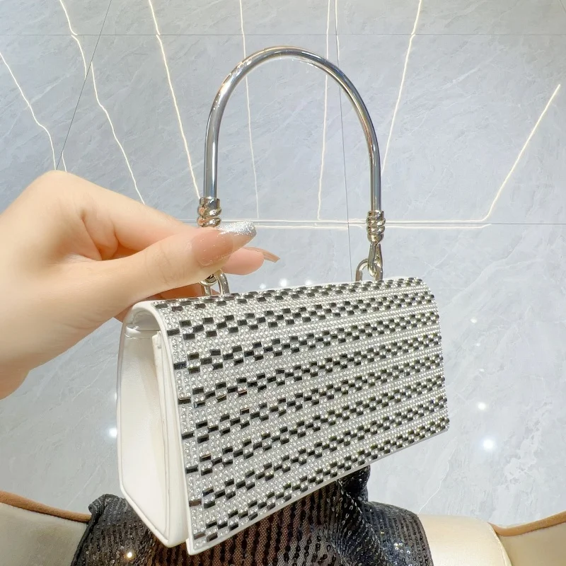 Requintado luxo espumante moda embreagem strass noite embreagens bolsas festa de alta qualidade cravejado diamante sacos ombro